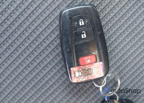 2021 Toyota Highlander L z USA, uszkodzony, nr VIN 5TDCZRBH9MS136012